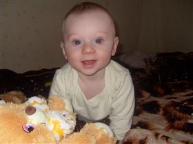 два зубика сверкают