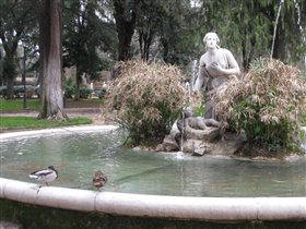 фонтанчик в парке Боргезе