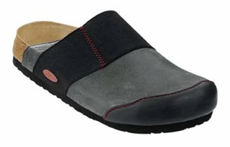 42 р, кожа, полнота N, 64 евро