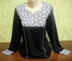 блуза с фигурным вырезом(400р.,440р.,480р.)