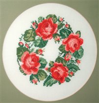 розовый венок