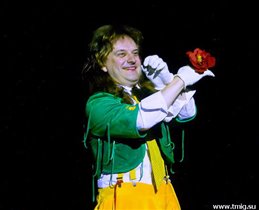 Самое начало спектакля