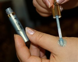 Ищу жидкие тени во флаконе с порол.кистью