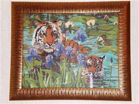 Тигры в ирисах (золотая колекция от Дим)