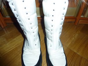 ВДОЛЬ МОЛНИИ КАМУШКИ СВАРОВСКИ