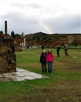 Радуга в Помпеях
