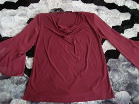 Кофта женская 54размер.Рукав просвечивает.Сост.хор