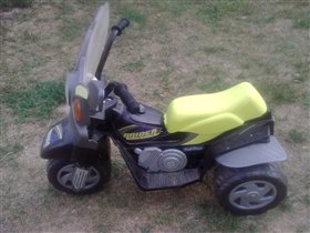 Продам электромобиль Peg Perego, б/у