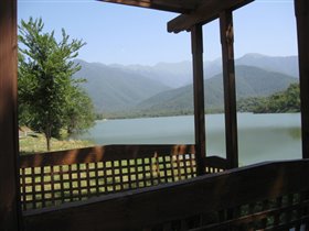 KVARELI LAKE 2011