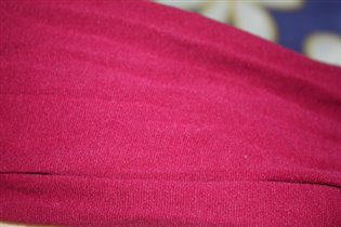 Колготки: малиновые и черные