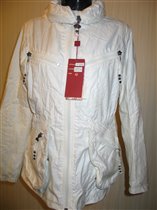 Белая ветровка курточка р-р 48 цена 2300 р.