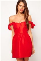 Эффектное красное платье р.S к Новому году)