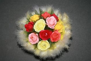 Ручной букет из роз 'Краски весны'