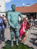 памятник посвященный Евросоюзу. Чехия.