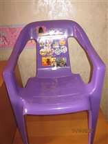 детский пластиковый стульчик