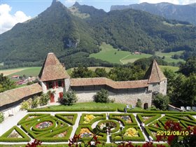 Вид с балкона замка в Грюйере