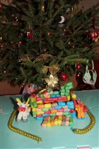 А это поделки из кукуруктора, дети в восторге!