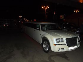 Chrysler 300(низкий, 20 мест)