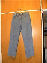 1)джинсы голубые, р-р 46-48