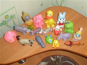 резиновые игрушки (см описание)