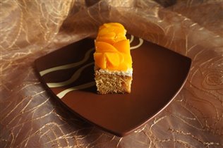 Персиковый торт на День Св.В:)