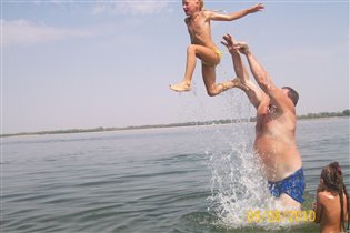 Любимые водные процедуры с дедулей )))