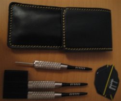 новый набор Дартс , в кож.чехле, Danhill 