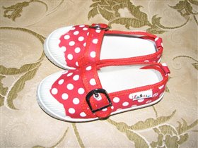 классные кедики в горошек 28розовые