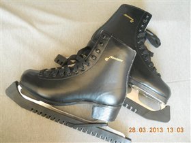 коньки 40р-р