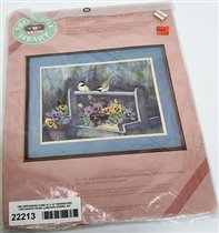 51008 Pansies and chickadees