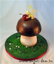  торт 'Бабочка на грибе'