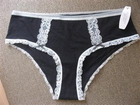 Трусики из коллекции Body от Victoria's Secret