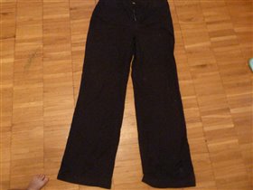Черные хлопковые брюки. 250р