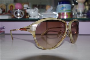 Celine-роговая молочная оправа -2000