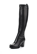 Осенние сапоги на стопу 25,5 узкое голенище