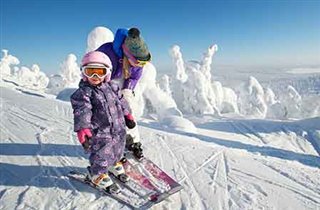 Финляндия: на лыжах всей семьей!