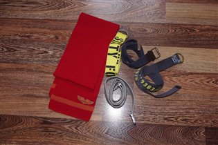 д/м шарф+ремни 4 штуки-300 за все!-на 8 лет