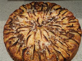 Яблочный пирог на сливочном бисквите