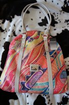 Питер Кайзер 3500р внутри кожа