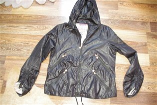 ветровка черная н акрасивой подкладке-46-500