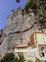 Пещерный монастырь Мега Спилео