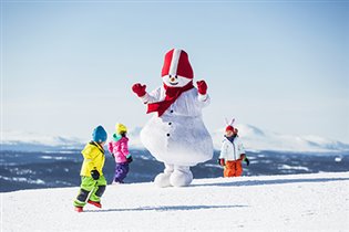 Веселые каникулы в Норвегии у снеговика Валле!