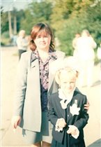 С первой учительницей