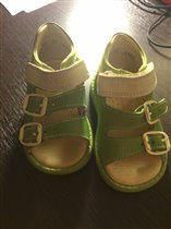 Минимен сандали  размер 18