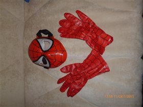 Маска и перчатки человека-паука