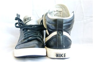 Кроссовки Nike б/у 36 размер (23.5) 1000р.