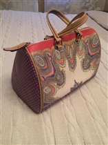 очень красивая сумочка-Италия-2000