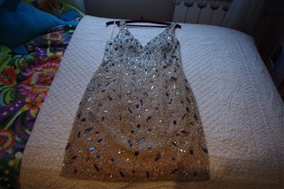 платье Саге расшитое камнями красивущее-44/46-4500