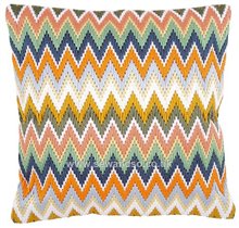 Zigzag Long Stitch Cushion (Vervaco)