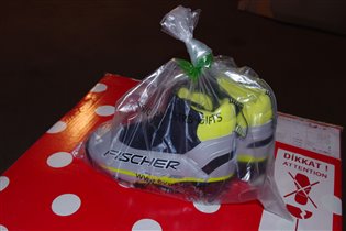 лыжные ботинки состояние новых-размер 34-1200